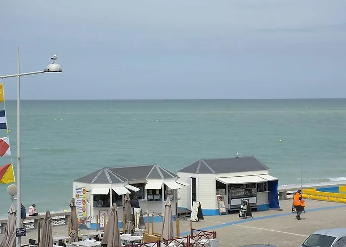 Les Pieds Dans L'eau! Fécamp